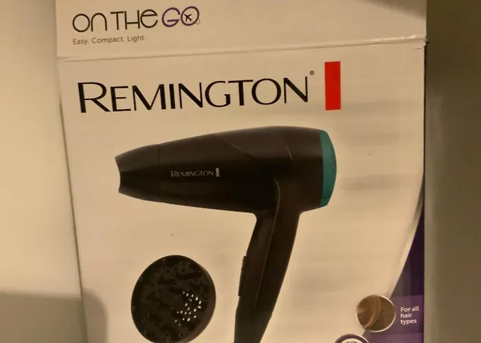 Cozy Small 1 Bedroom Appartement